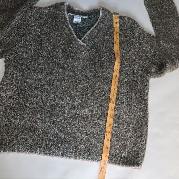 Sarah Bentley Women’s Sweater - Picture 6 of 7